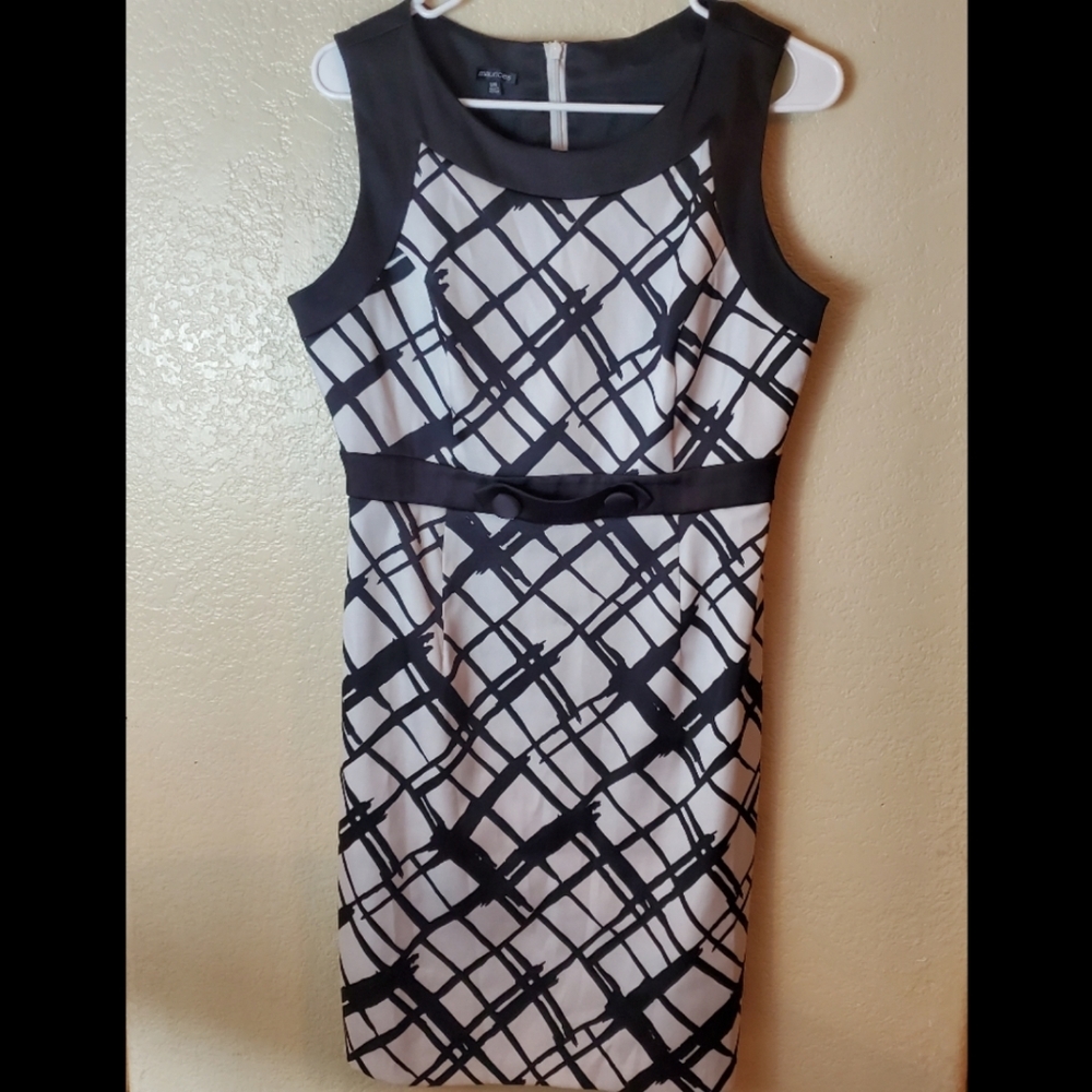 Maurices sleeveless black sheath career dress Office Workwear Size 10